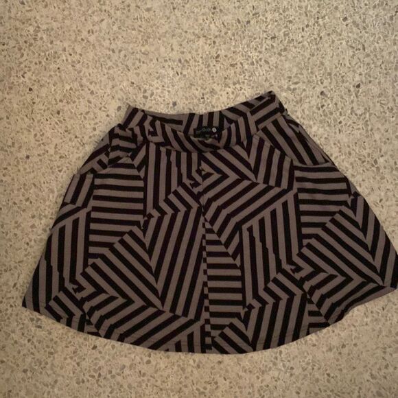 COTTON ON MINI SKIRT FLAIR Pockets SMALL BLACK TAUPE - Picture 1 of 5